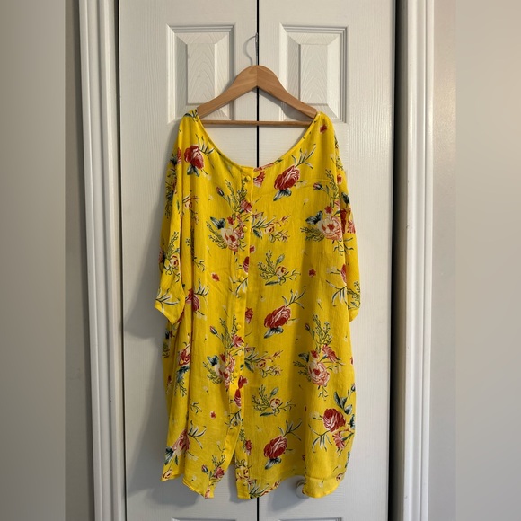 Torrid yellow blouse - Picture 2 of 6